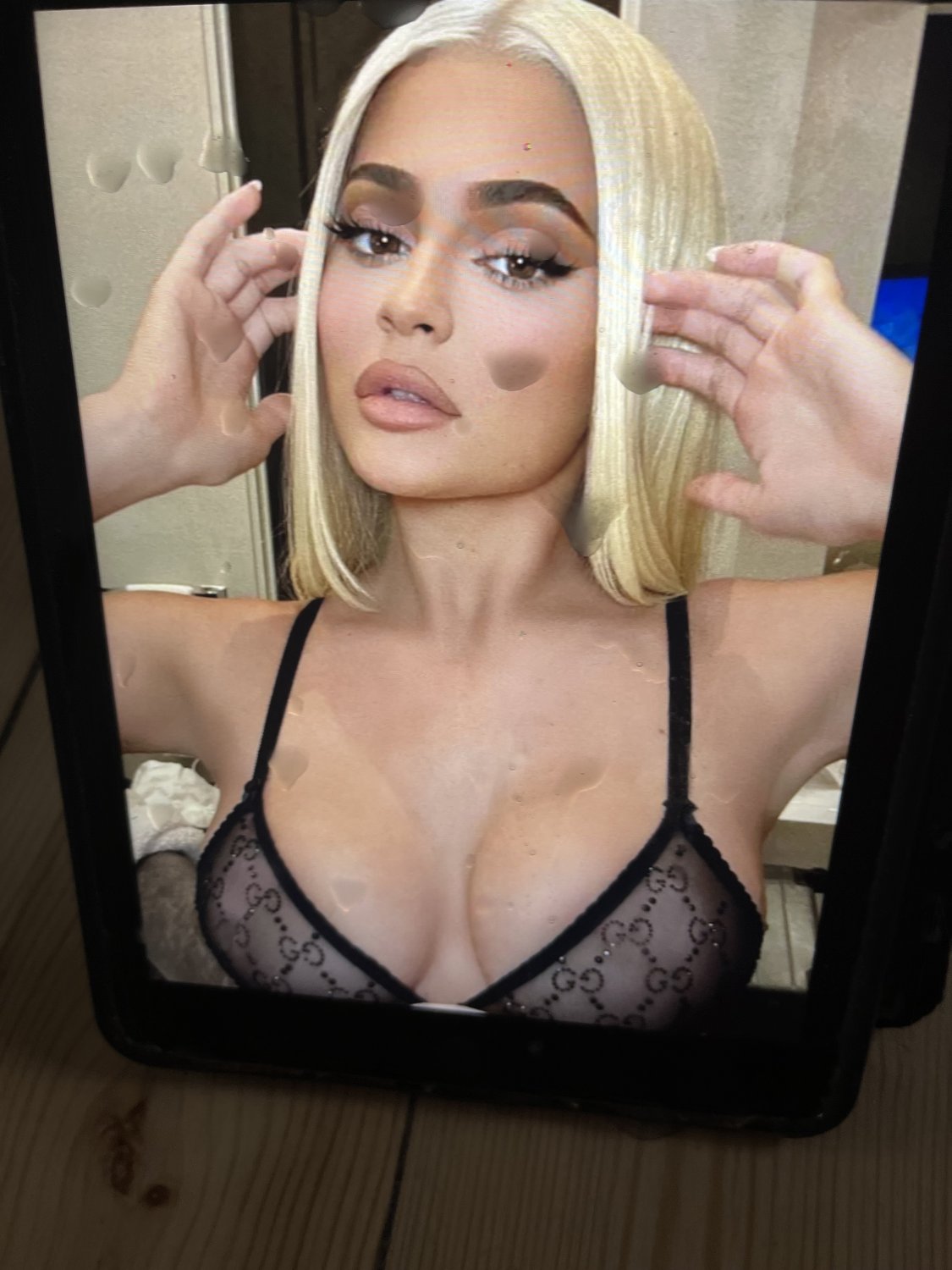 Kylie Jenner cumtribute #5 #s2Uvvtdl