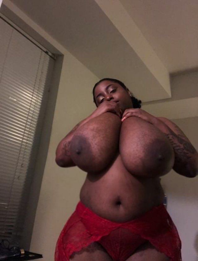 MILFs & GILFs #EOMeuLXt