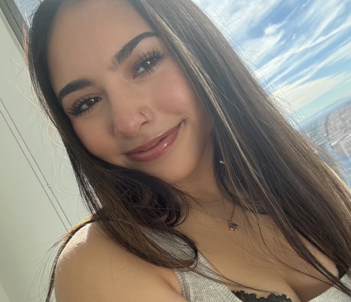 College slut sister alexa submitted, dm me to share your slut #O4TL1w6X