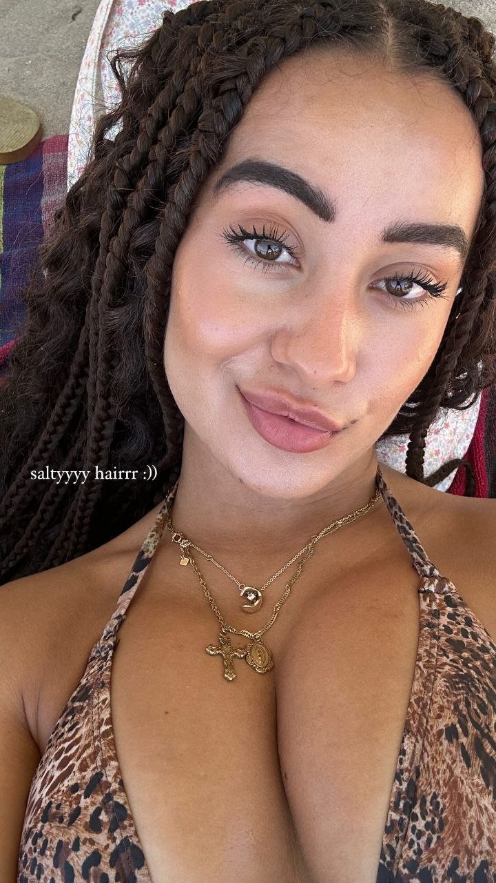 Rivers una tetona caliente y famosa desnuda pata ti argentina chilena mexicana ia #KRKesg0d