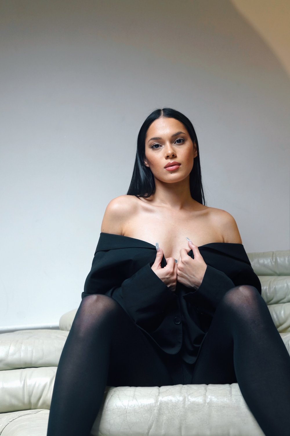 Alyssa @gold.aly (NYC) #MubCVfWk