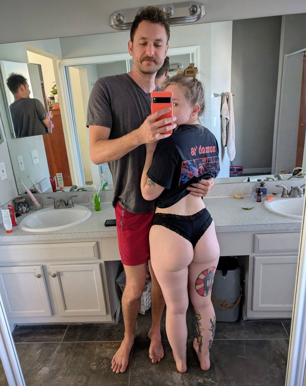 thick ass short gf shows off PAWG ass and gets fucked #s3S17HG4