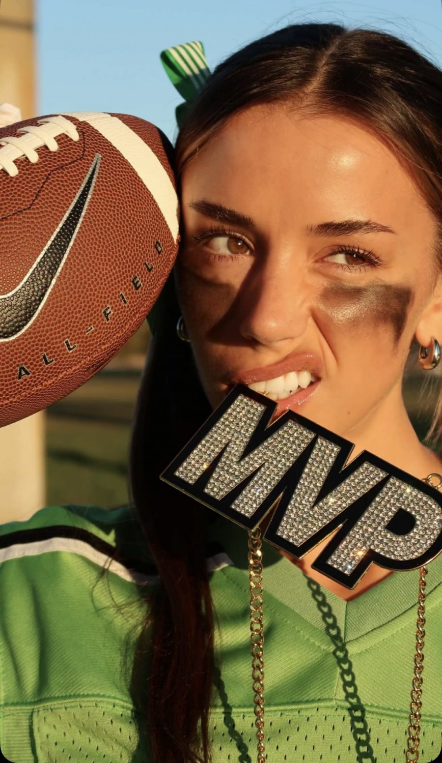 Did you guys like Sadie’s halloween costume? #mfxGhYc0